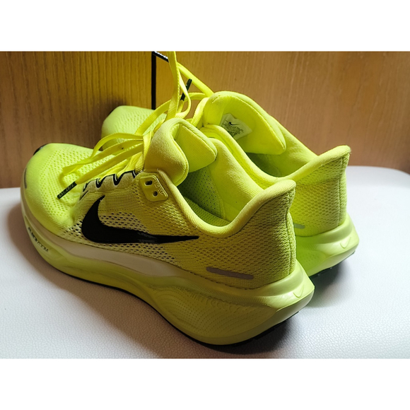 Nike Air Zoom Pegasus 41 Volt Men's Running Shoes Size 8 (FD2722-701) - Picture 3 of 16